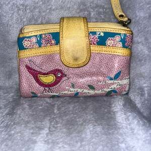 Fossil Teal Kelly Icon Bifold with Bird Appliqué Leather